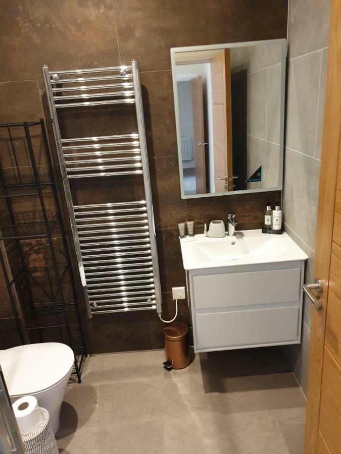 ノッティンガム Birchover Juniper Courtアパートホテル エクステリア 写真