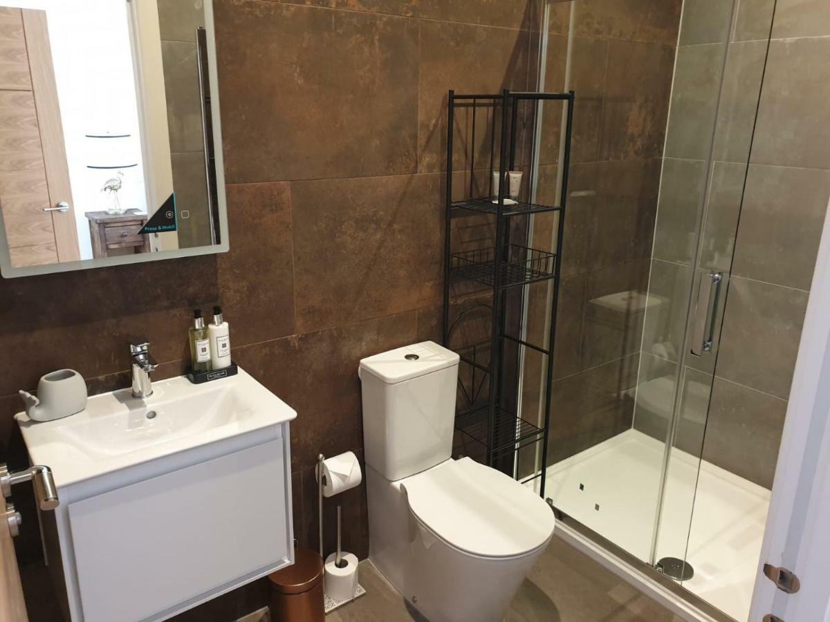 ノッティンガム Birchover Juniper Courtアパートホテル エクステリア 写真