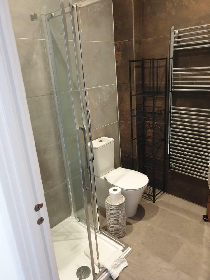 ノッティンガム Birchover Juniper Courtアパートホテル エクステリア 写真